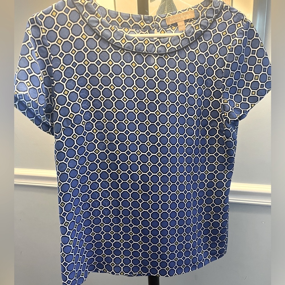 Banana Republic excellent condition Blouse